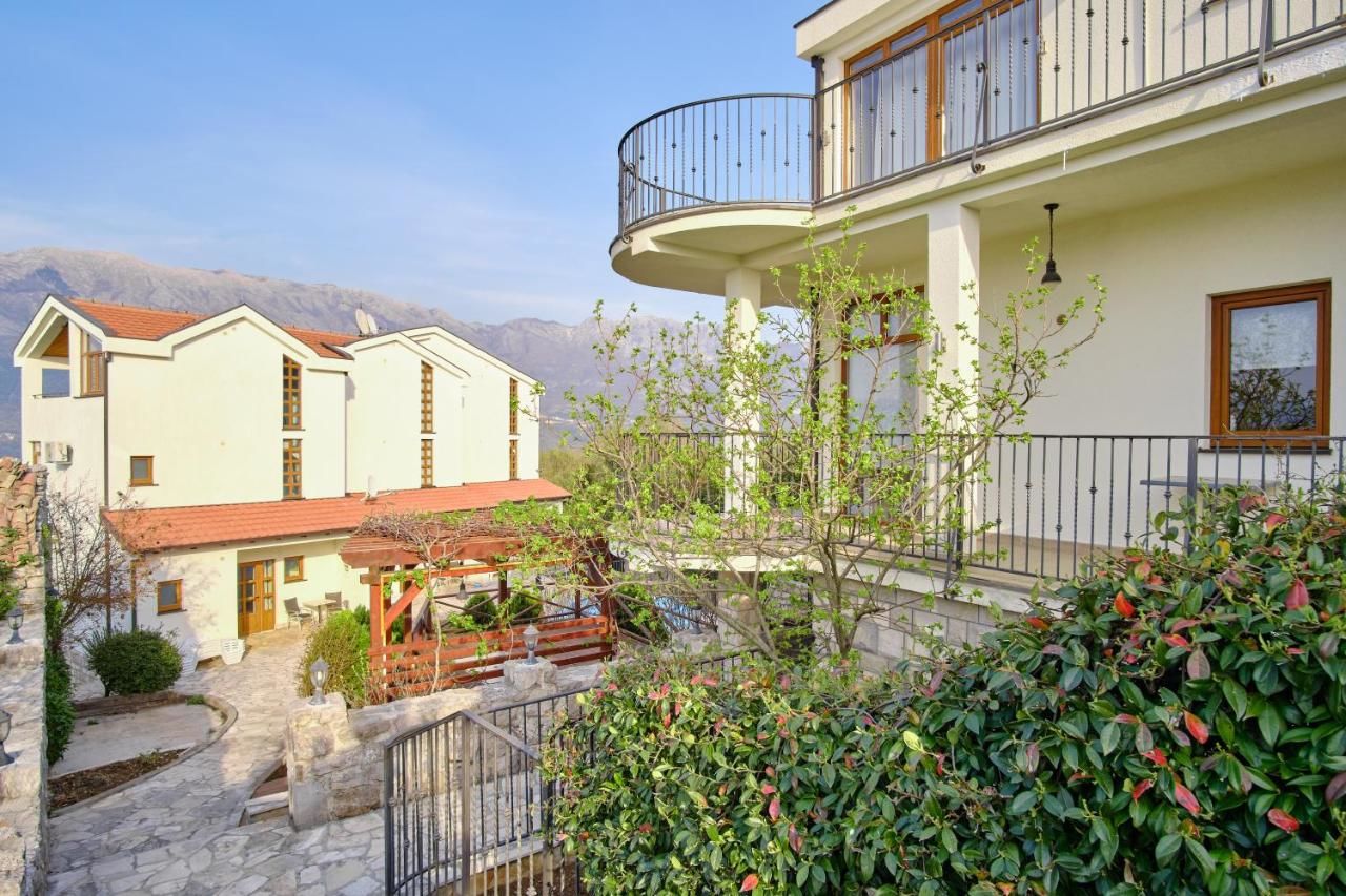 Дома для отпуска Suntime Villa 7 Тиват-23